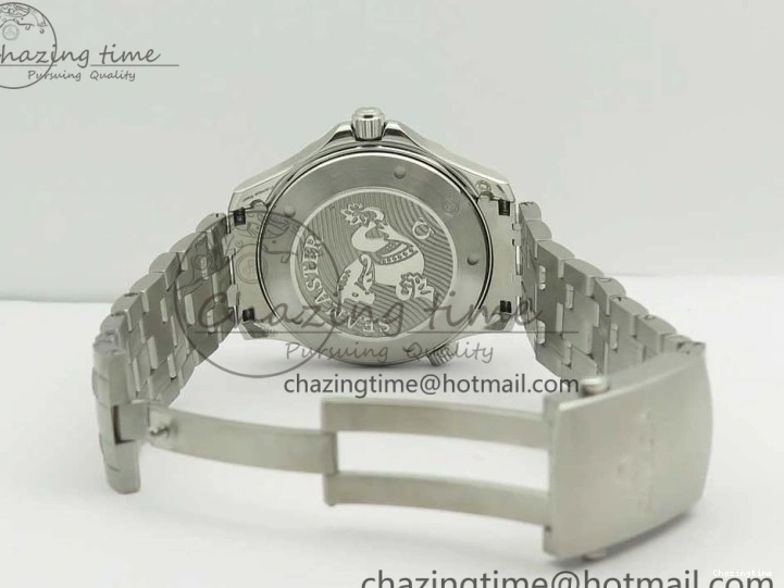 0227 HighQuality Seamaster 300M Chronometer SS Black OMF 1:1 Best Edition on SS Bracelet A2824 (Black Balance Wheel) V 7954